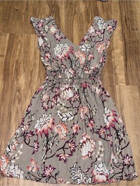 Romantic Gypsy Taupe Floral V-Neck Smocked Waist Rayon Dress Size Small